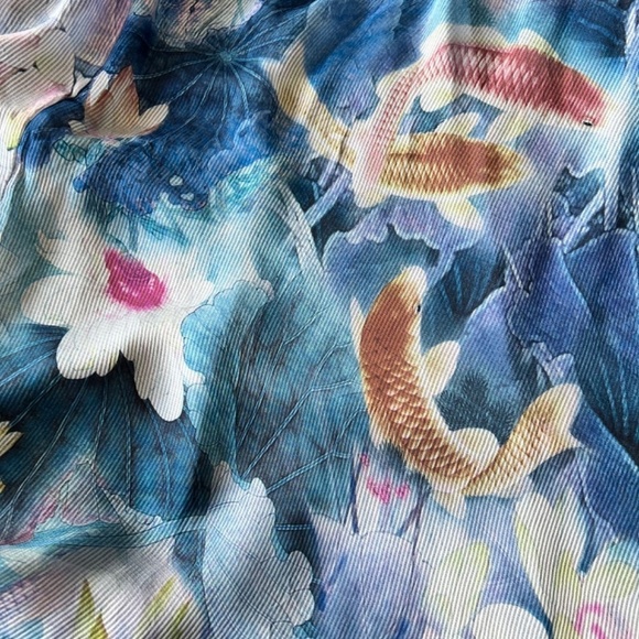 Soft Surroundings Tea Gardens open front birds and koi topper - Picture 5 of 11